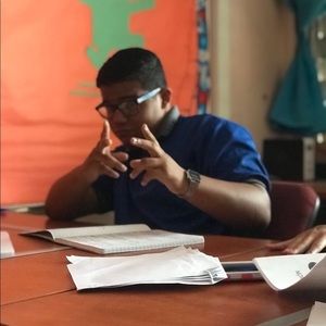 Meet your Posher, Yuaniel